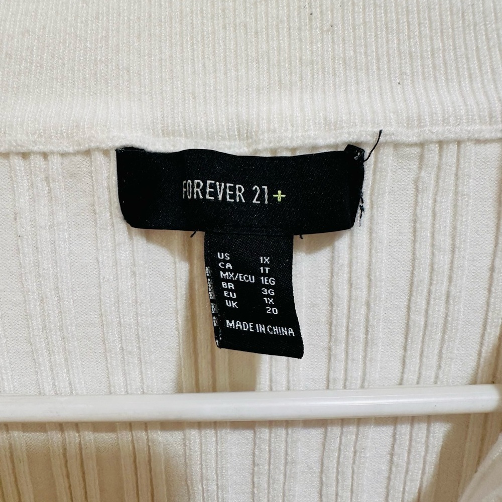 F21+ White Ribbed Quarter Zip - Picture 3 of 4